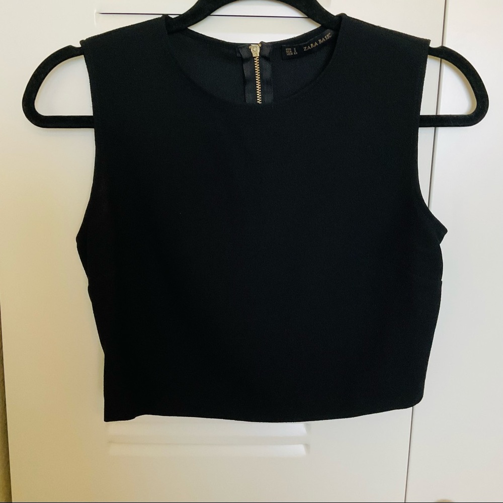 NWT Zara Black Crop Top with Gold Zipper detail - Picture 3 of 13